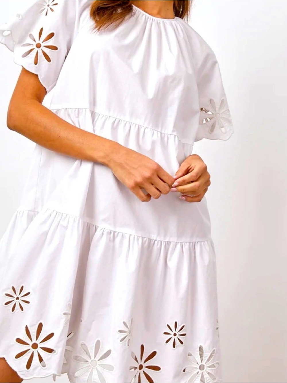 Rails Arielle white eyelet tiered mini dress Sz M cotton blend short sleeve‎